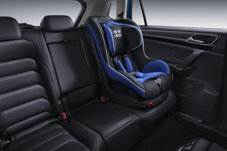 Интерьер Volkswagen Tayron 2018 года  (CN) (фото 40 из 41)